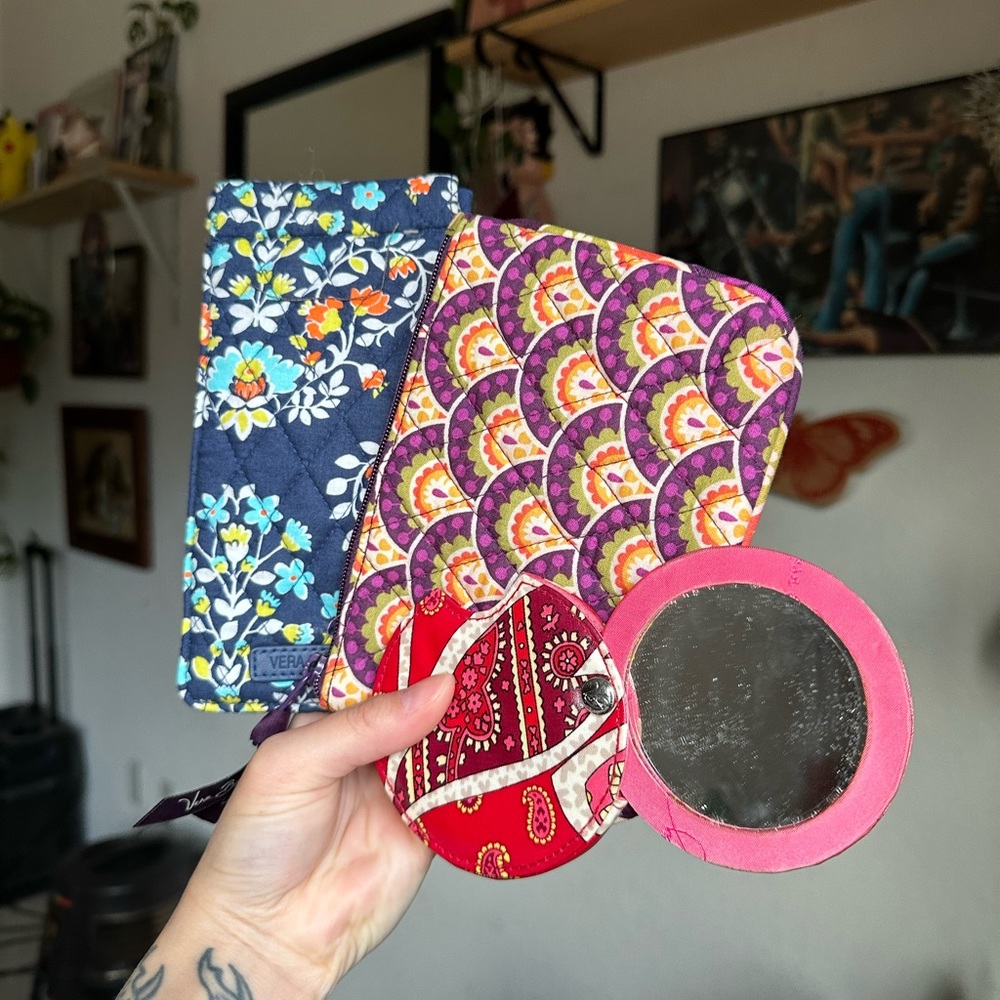 Vera Bradley accessories bundle. Compact mirror, Sunglass Sleeve, Zipper pouch
